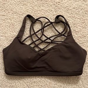 Lululemon sports bra